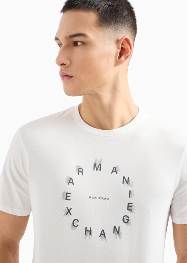 Armani Exchange T-shirt med rundt tekst logo på brystet hvid - Image 4